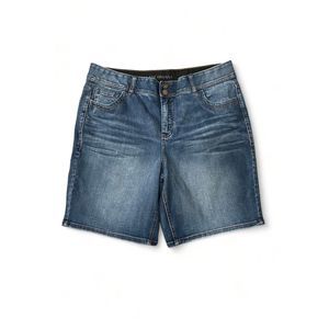 LANE BRYANT Tighter Tummy Denim Bermuda Stretch Shorts, 20